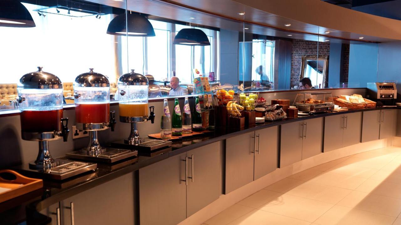 Crowne Plaza Chester By Ihg Exteriör bild