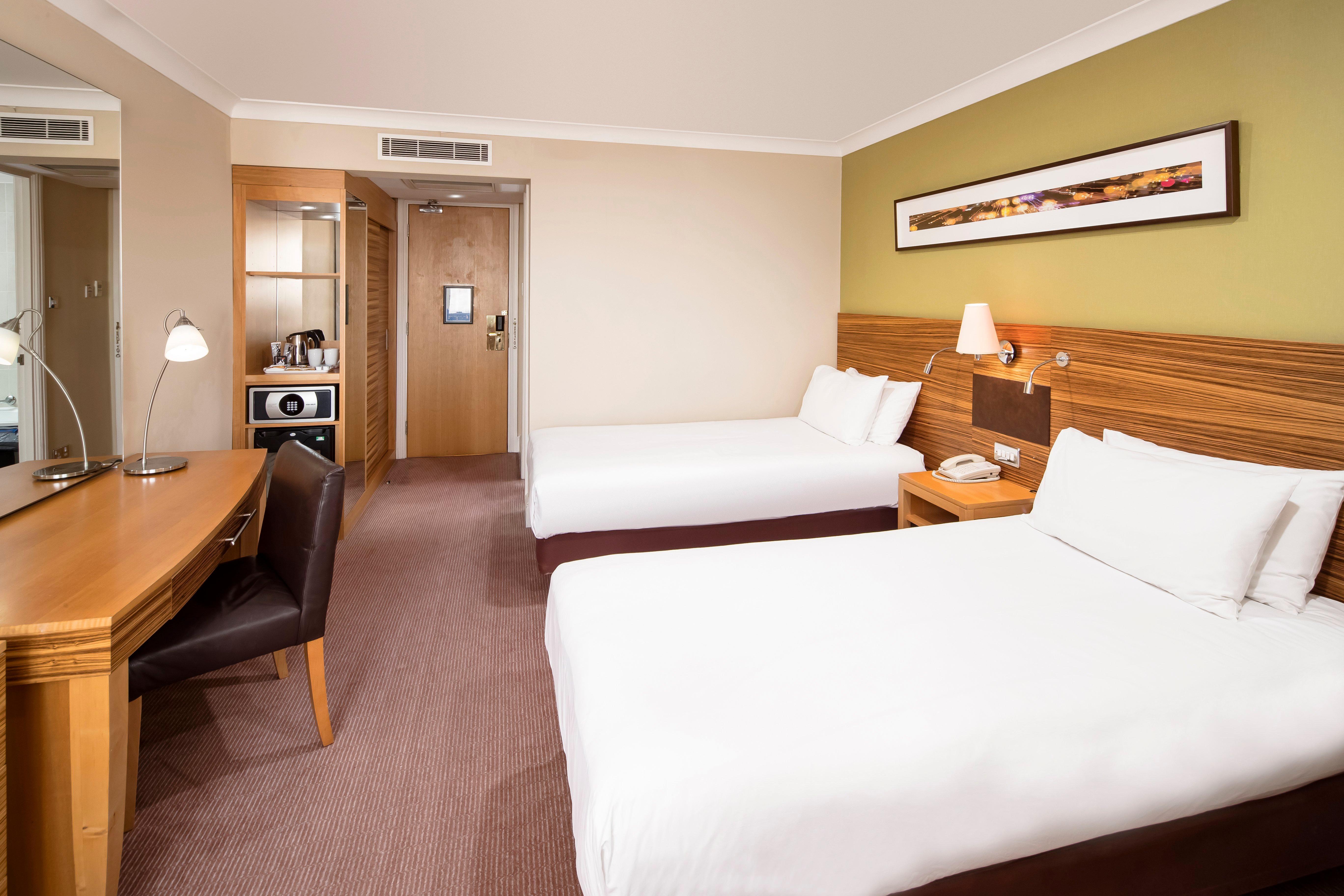 Crowne Plaza Chester By Ihg Exteriör bild