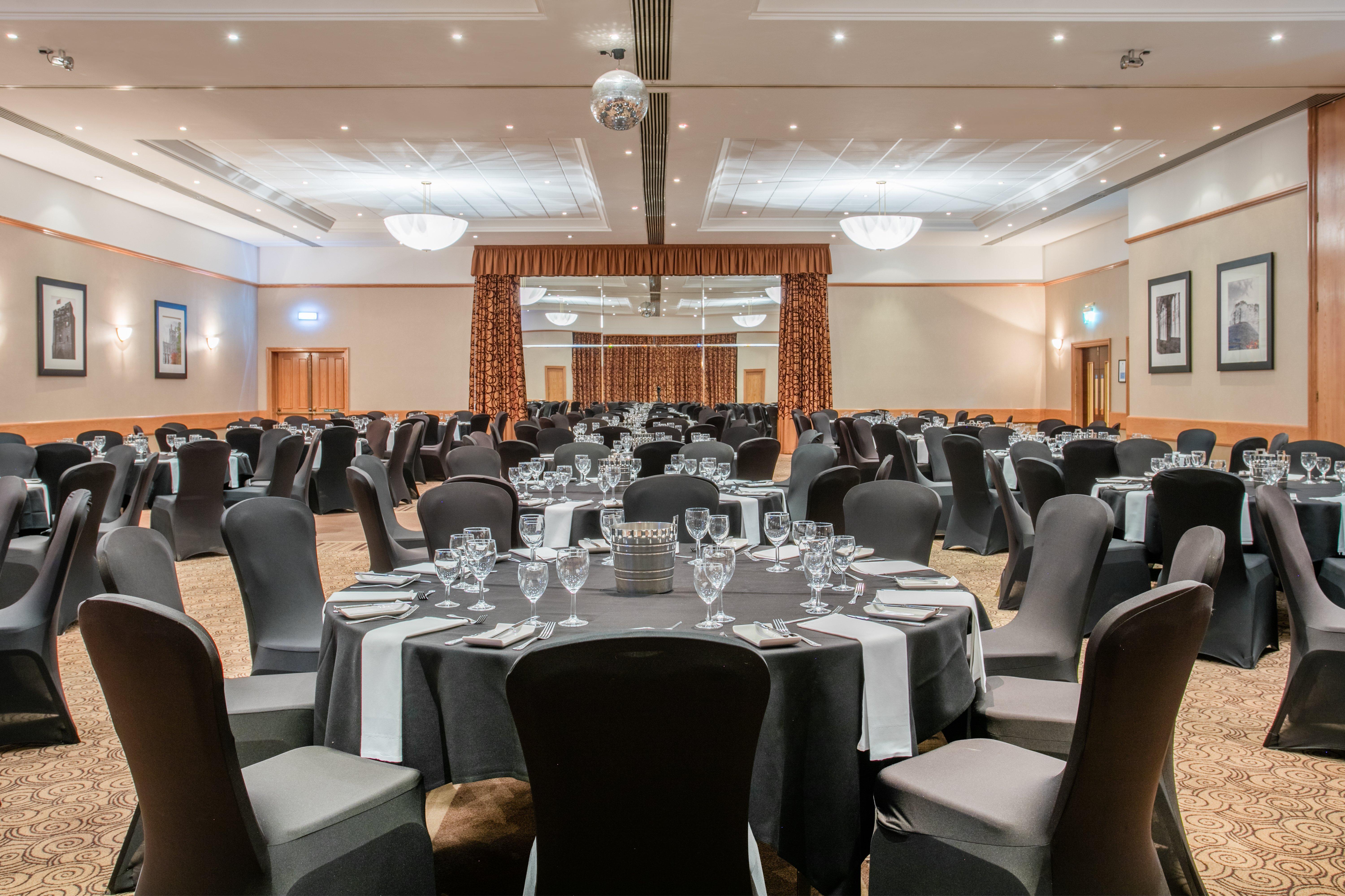 Crowne Plaza Chester By Ihg Exteriör bild