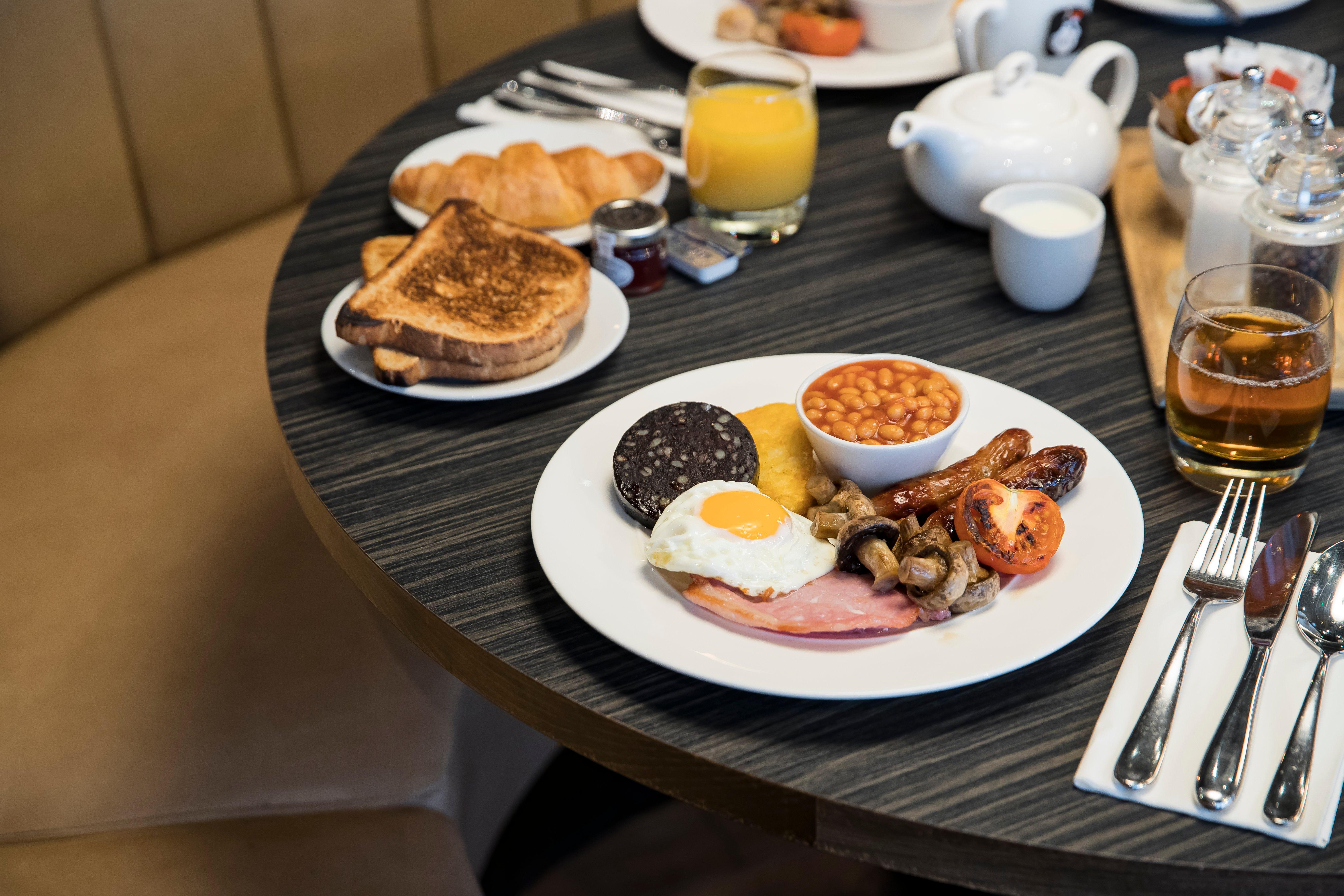 Crowne Plaza Chester By Ihg Exteriör bild