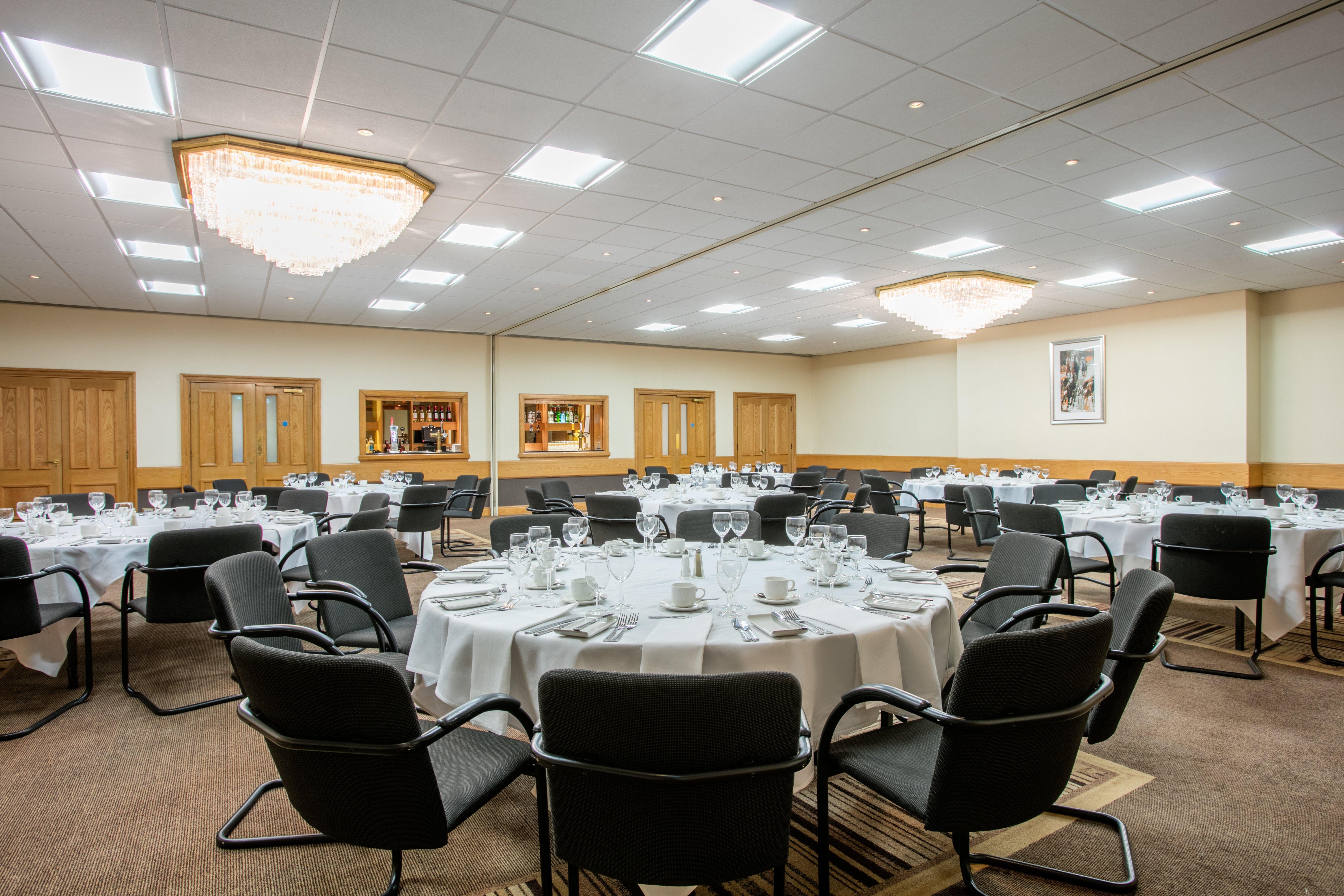 Crowne Plaza Chester By Ihg Exteriör bild