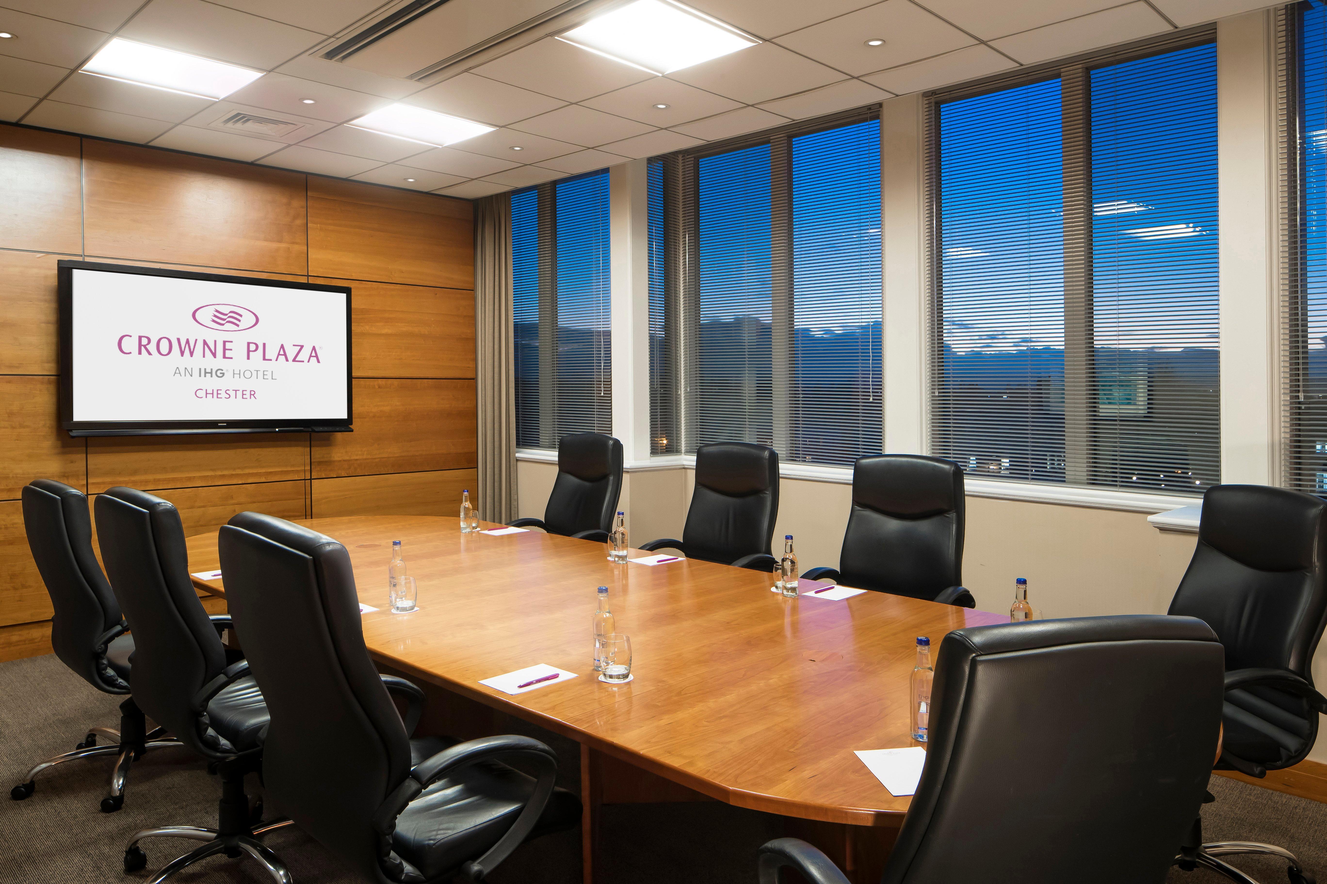 Crowne Plaza Chester By Ihg Exteriör bild