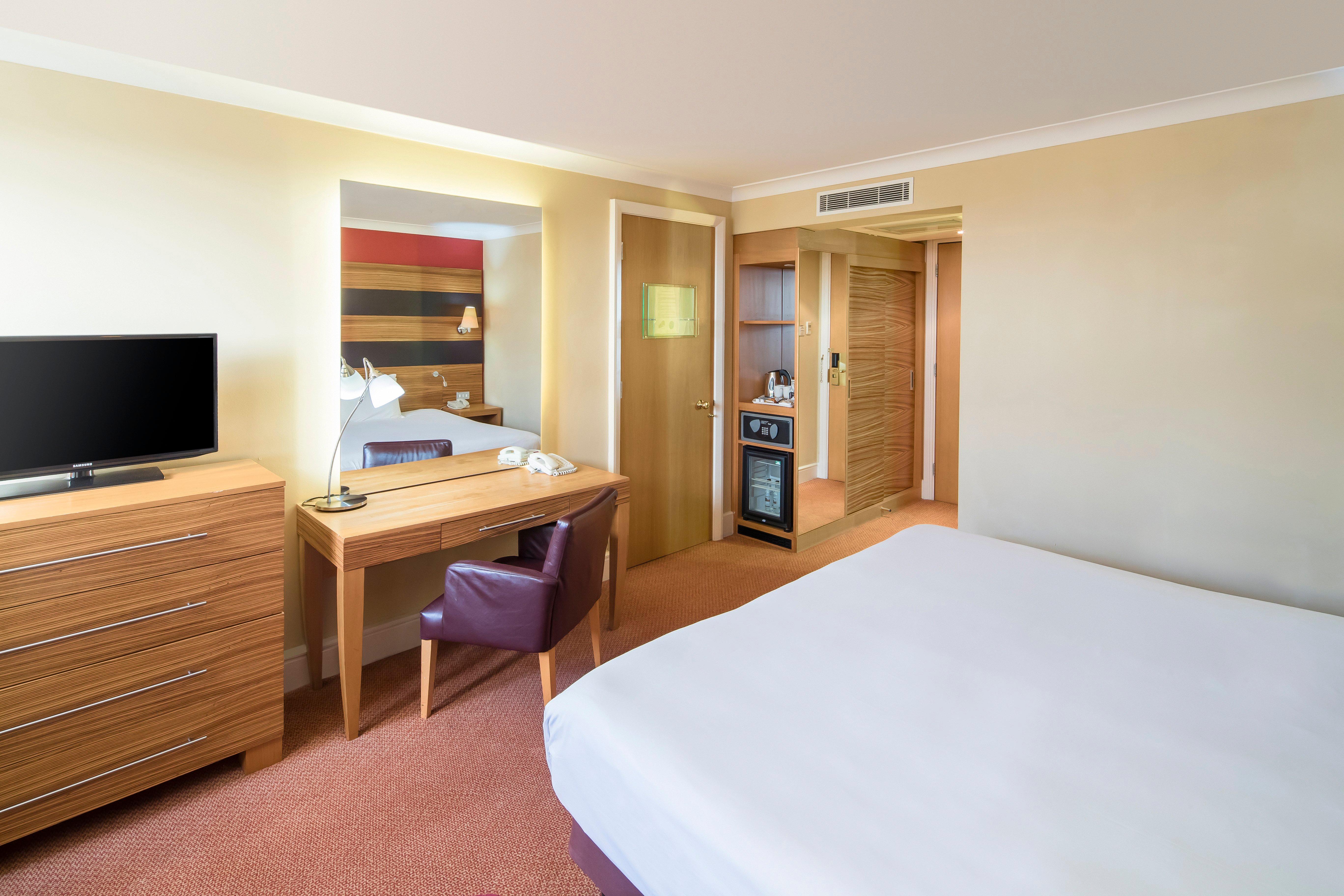 Crowne Plaza Chester By Ihg Exteriör bild